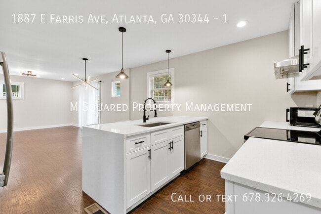 Building Photo - 1887 E Farris Ave