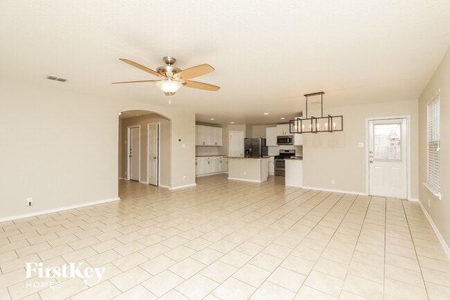 Building Photo - 10254 Metz Vly