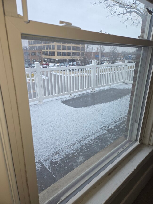 Building Photo - 720 Broad St