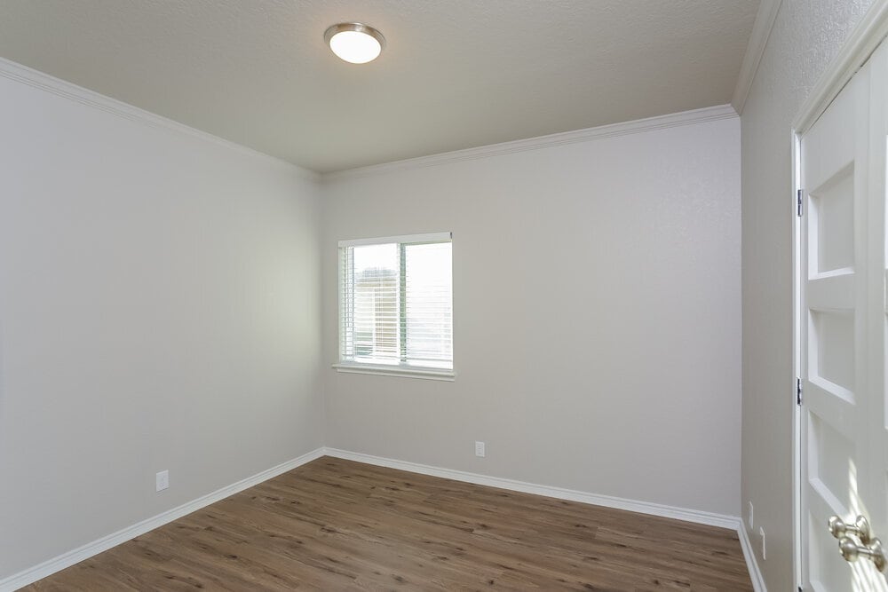 Building Photo - 654 Sea Eagle