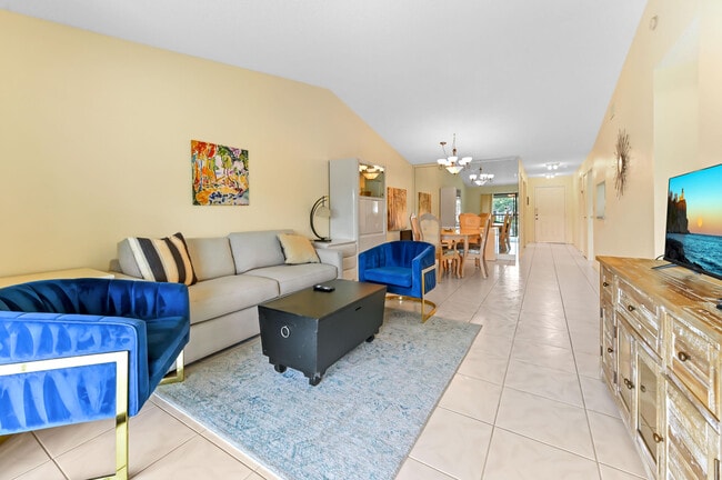 Building Photo - 15144 Ashland St