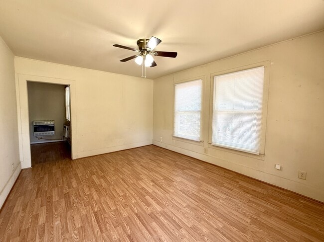 Building Photo - 817 Hargrove St