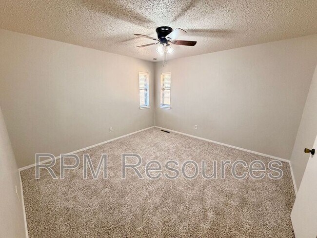 Building Photo - 1208 Beano Bend