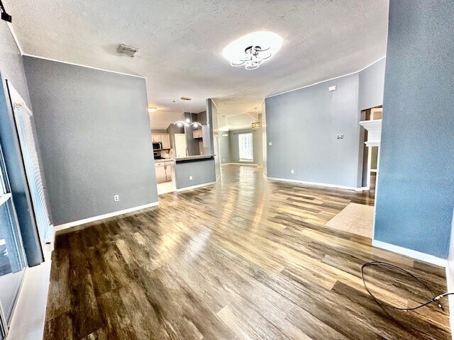 Building Photo - 15318 Geral Ln