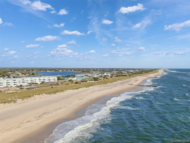 Building Photo - 260 Dune Rd