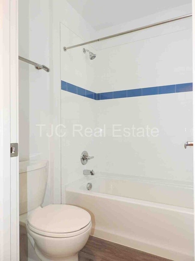 Building Photo - 6704 Ralston Rd