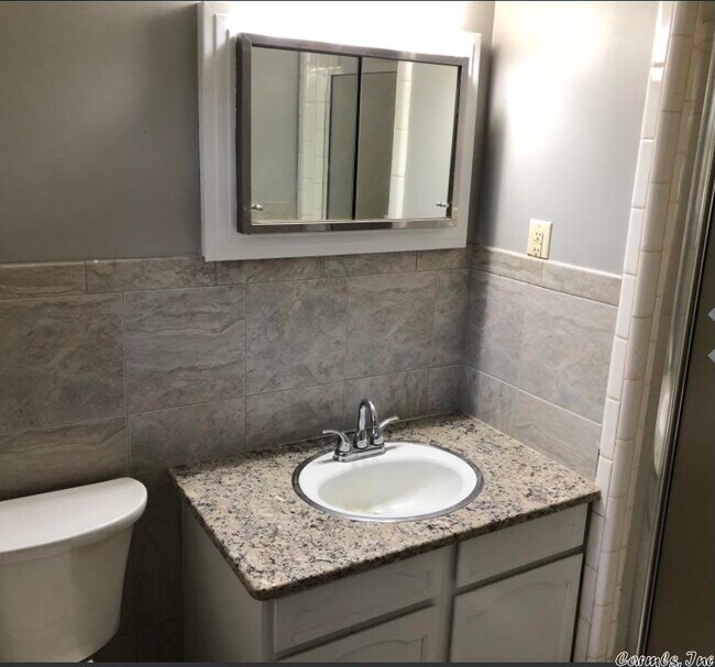 Building Photo - 7014 Ponderosa Dr