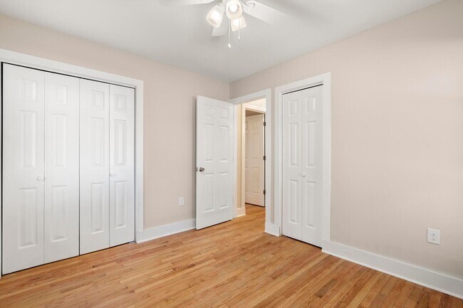 Building Photo - 298 Summerset Ln