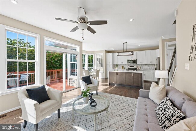 Building Photo - 13438 Burrough Farm Dr