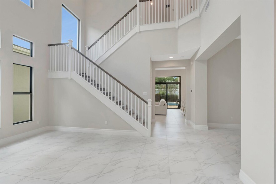 Building Photo - 9060 Dulcetto Ct