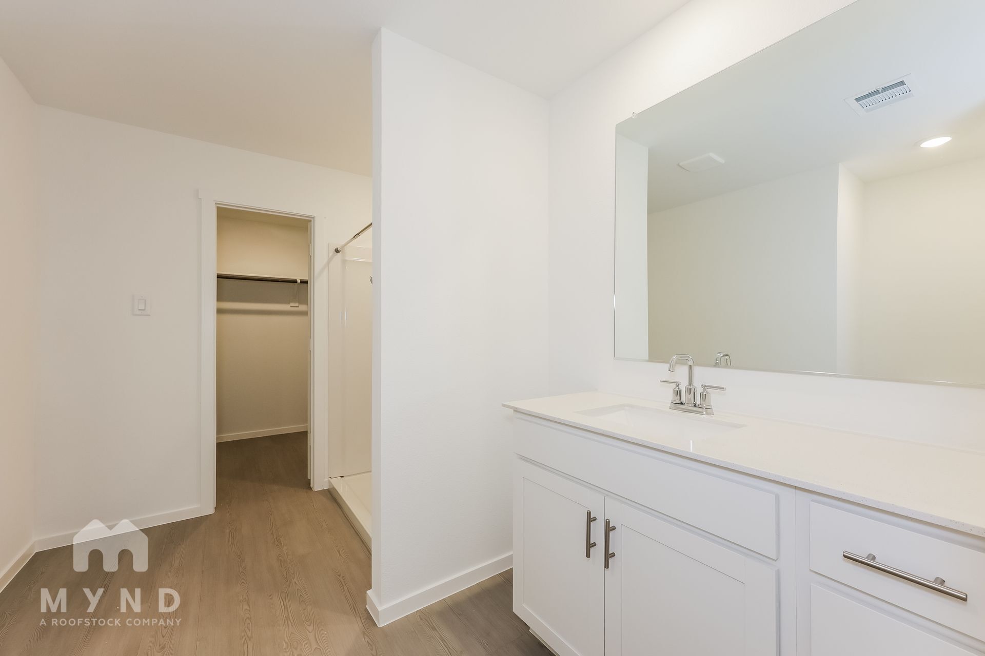 Building Photo - 2741 Ctr Crk Ln