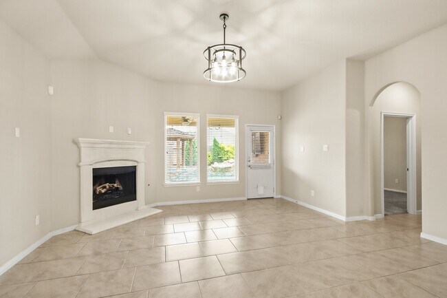 Building Photo - 18114 Dorman Draw Ln