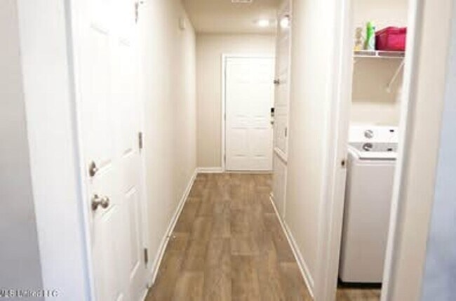 Building Photo - Single Family Home in Ocean Springs