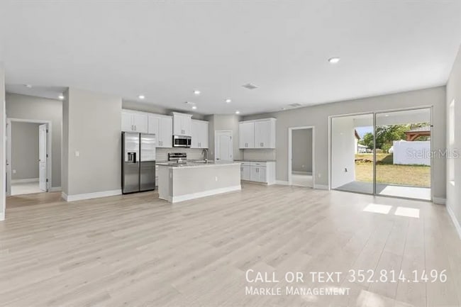Building Photo - 9393 SE 158th Pl