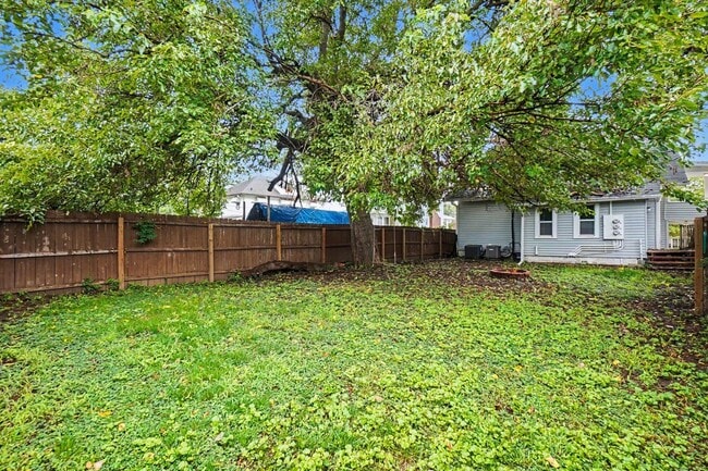 Building Photo - 2818 N 45th St