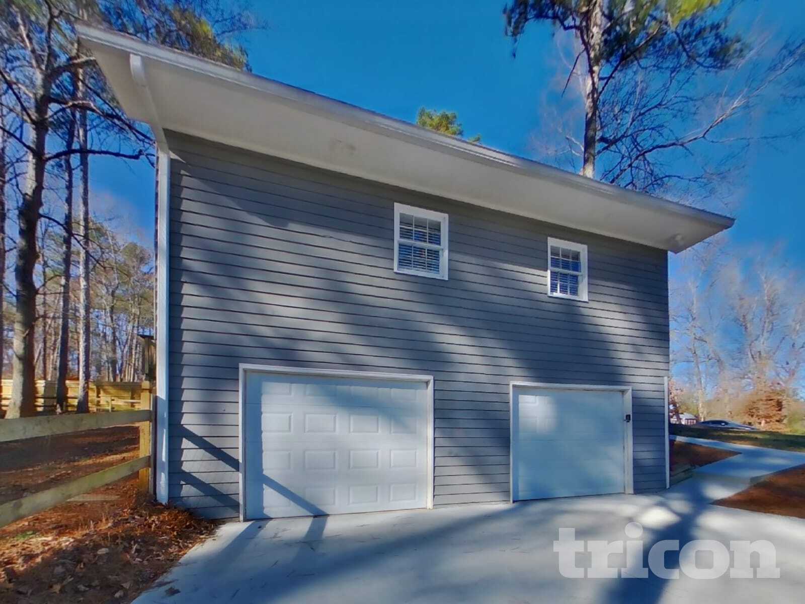 Building Photo - 324 Pioneer Cir