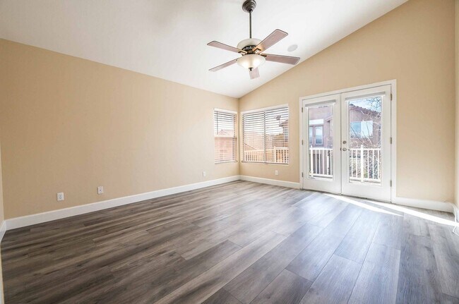 Building Photo - Stunning 5 bed home in Summerlin.