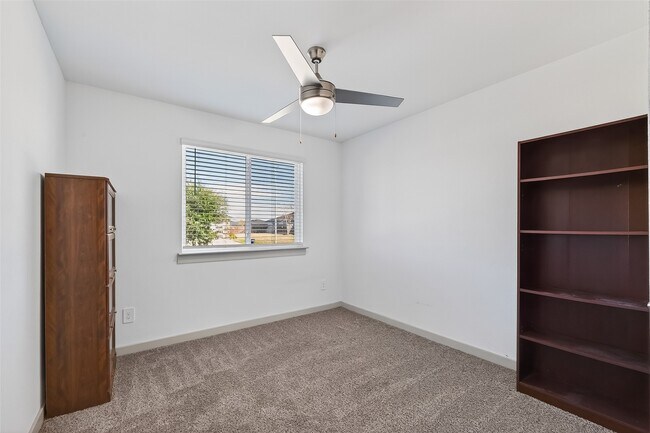 Building Photo - 2920 Stamford Hl Ln