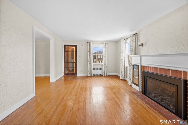 Building Photo - 335 Commonwealth Ave