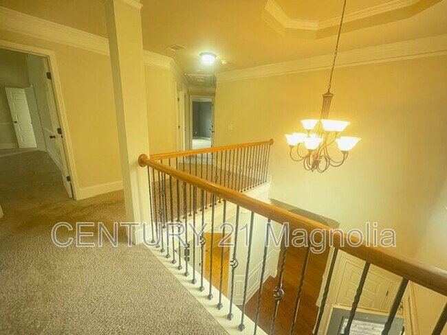 Building Photo - 2457 Sunflower Dr