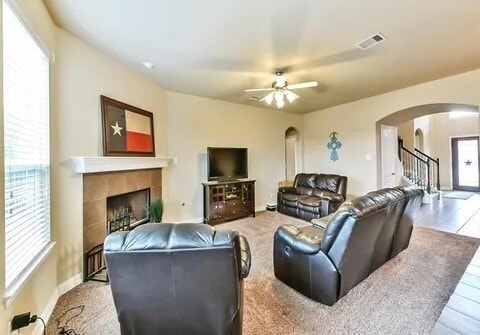 Building Photo - 2575 Riverway Dr