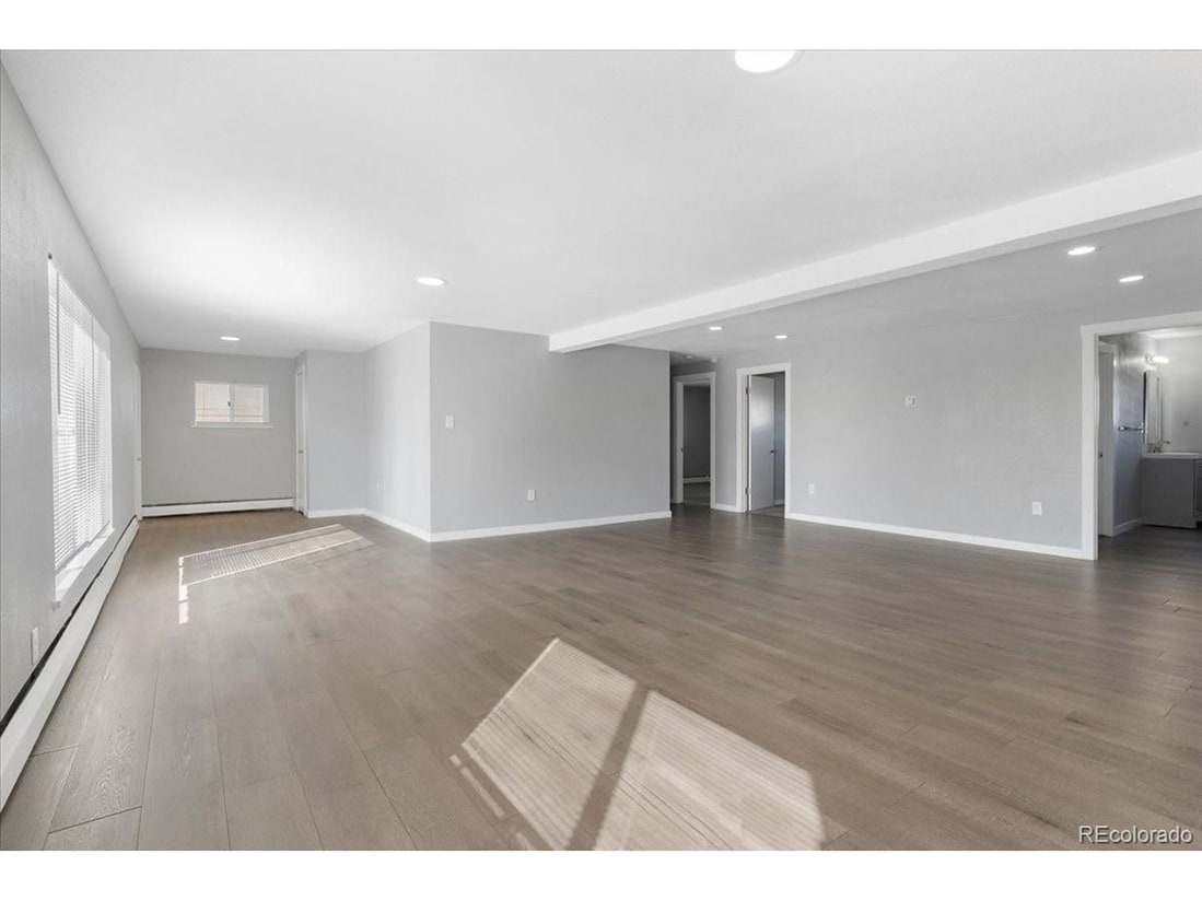 Building Photo - 4016 Milwaukee St