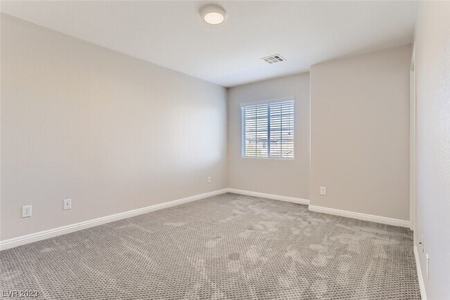 Building Photo - 5007 Lower Falls Ct