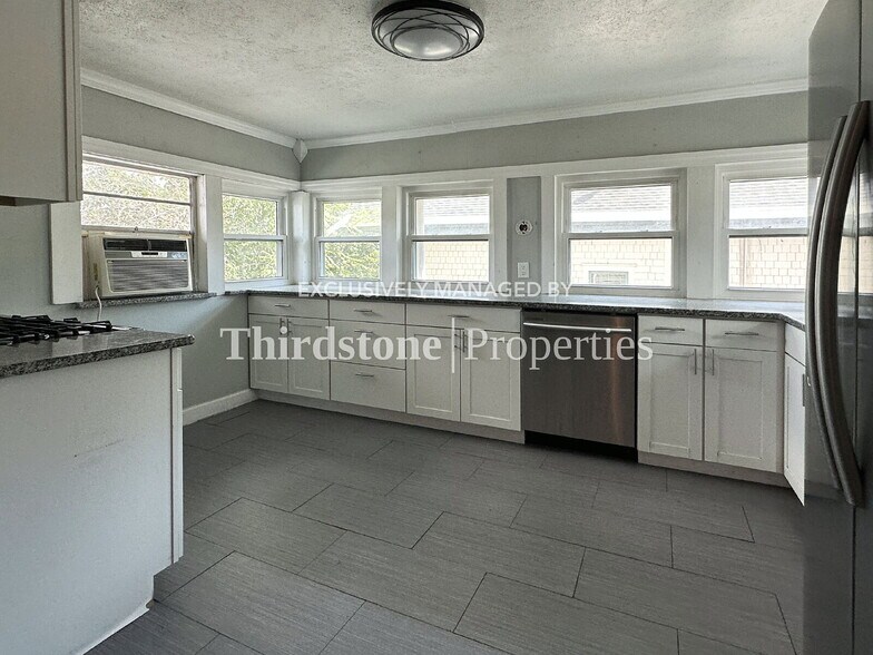 Primary Photo - 1520 Donald St