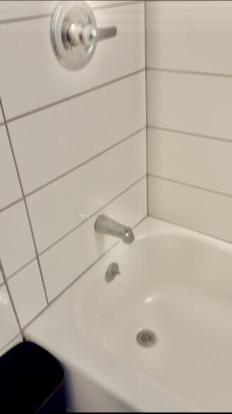 Building Photo - 3616 W Adams Blvd