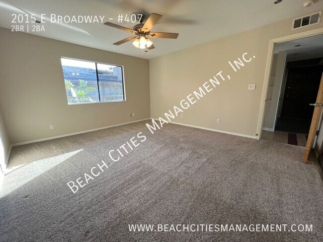 Building Photo - 2015 E Broadway-#407
