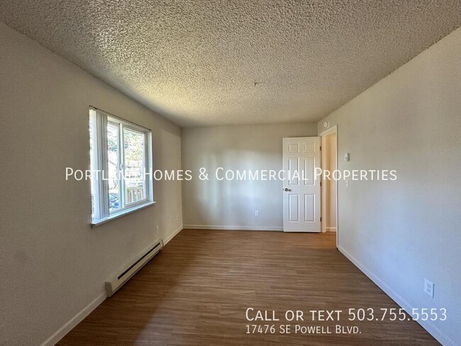 Building Photo - 3 - Bedroom Apartment, Upstairs, Near Tran...