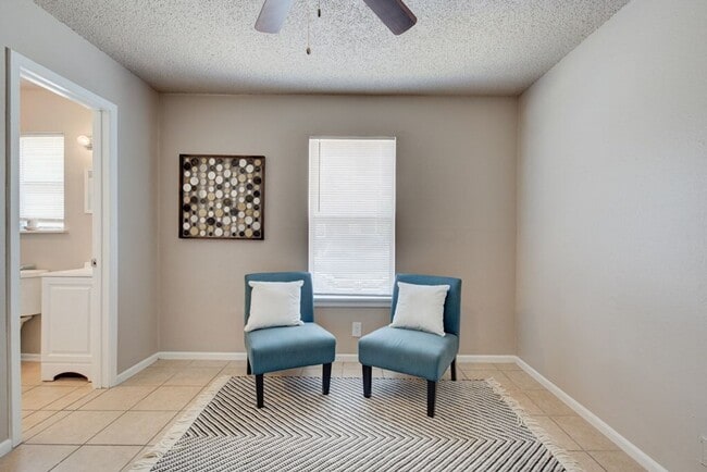 Building Photo - SOUTH PARK APARTMENTS