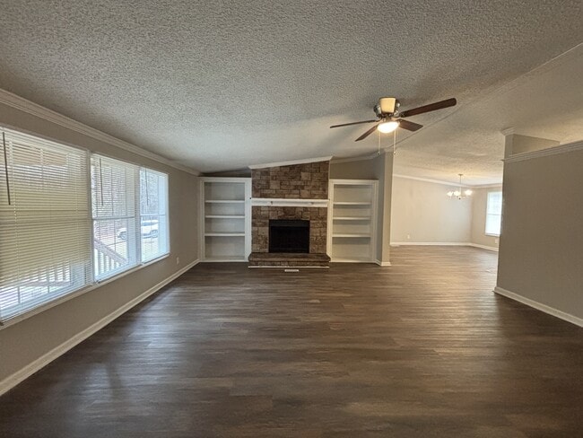 Building Photo - 1100 Big Sandy Creek Ln