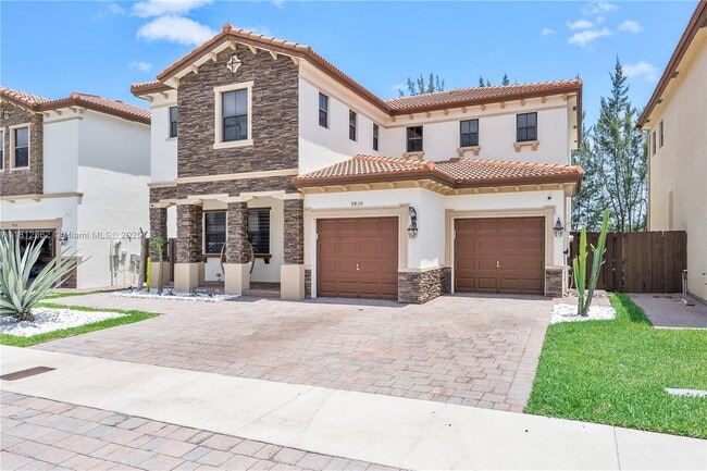 Building Photo - 9830 NW 86th Terrace