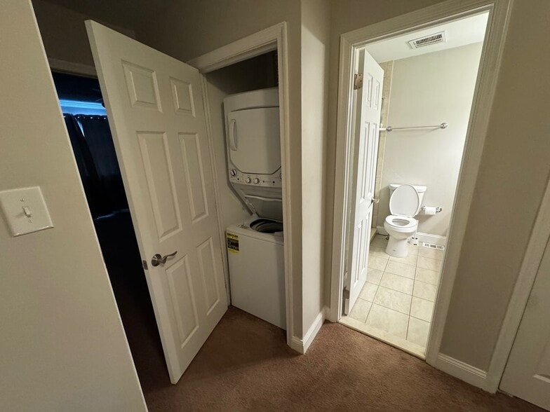 Building Photo - 34 Dora Dr