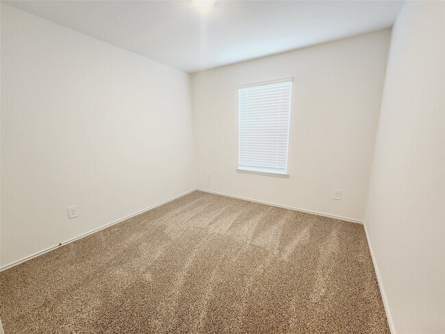 Building Photo - 6043 Canyon Dawn Dr