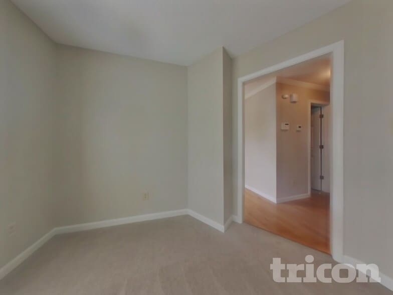 Building Photo - 2398 June Springs Dr SW