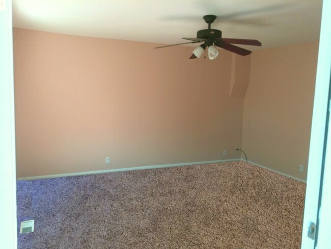 Building Photo - 445 S 600 E