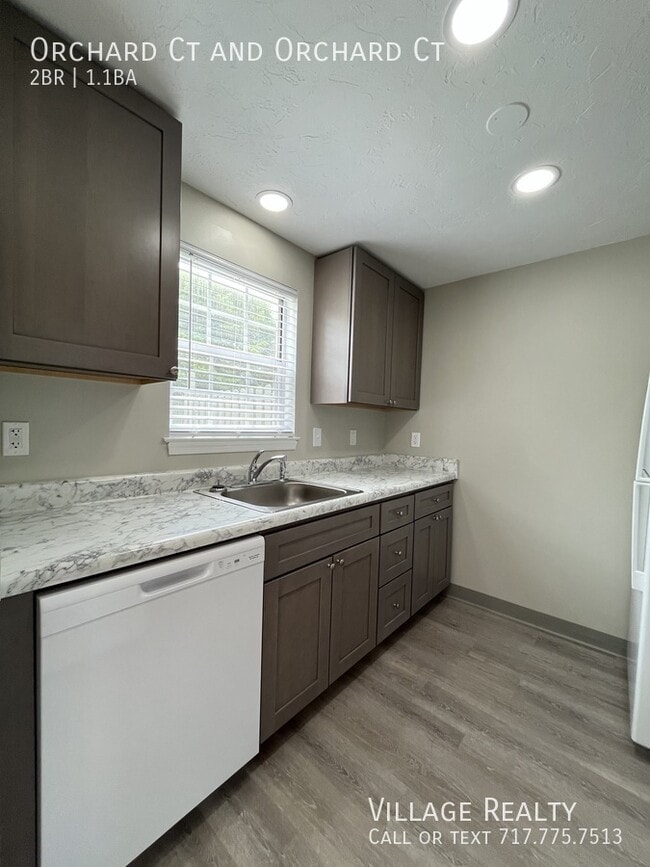 Building Photo - 306 Orchard Ct