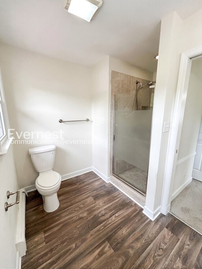 Building Photo - 4303 Whippoorwill Dr