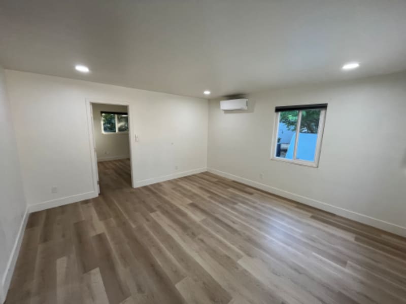 Building Photo - 800 Kelly Way