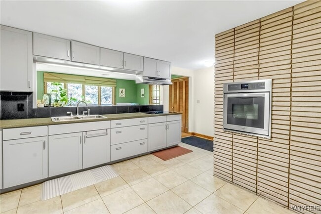 Building Photo - 4770 Boncrest Dr E