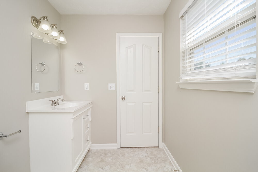 Building Photo - 2819 Weybridge Dr