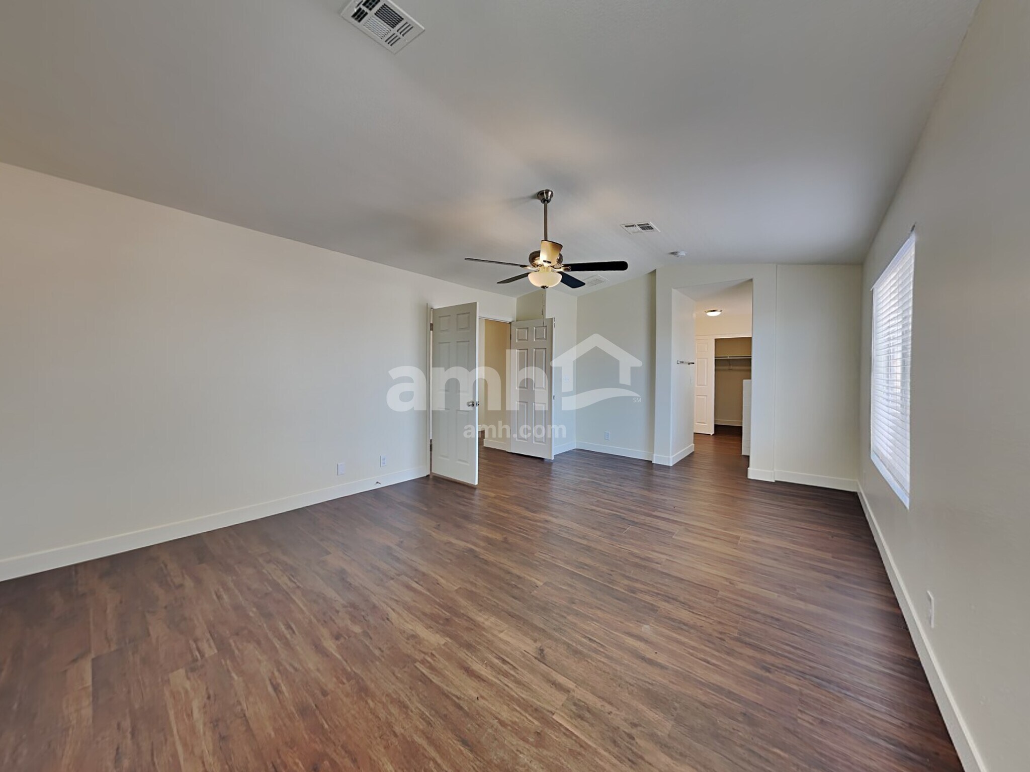 Building Photo - 7900 Mountain Point Ave