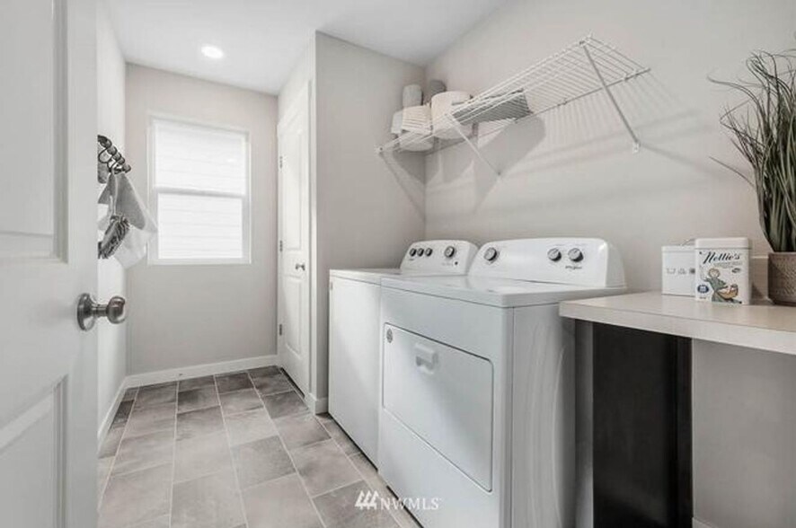 Building Photo - 15258 198th Ave Ct E