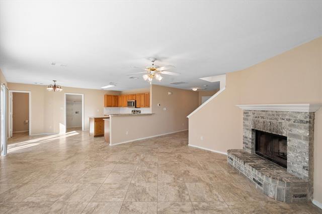 Building Photo - 1049 Triple Crown Dr