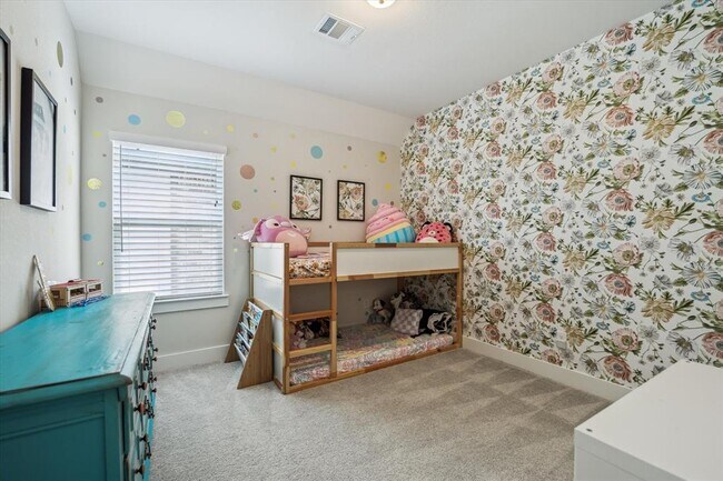 Building Photo - 14115 Garibaldi Dr