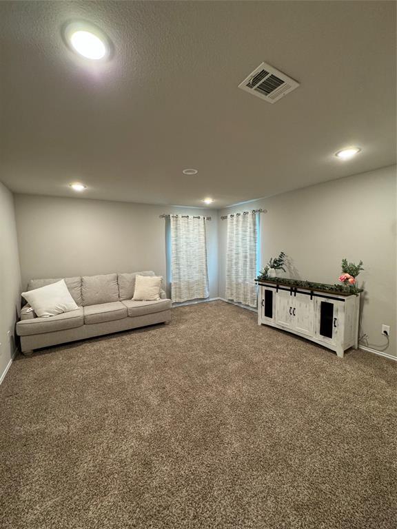 Building Photo - 710 Crystal River
