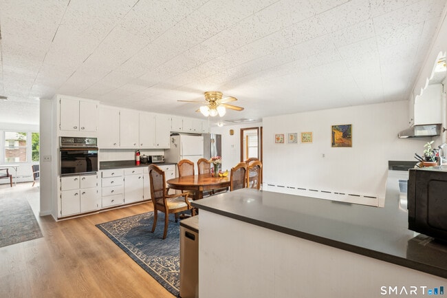 Building Photo - 65 Birge Ave