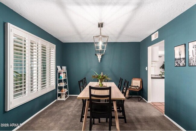 Building Photo - 4825 E Andora Dr